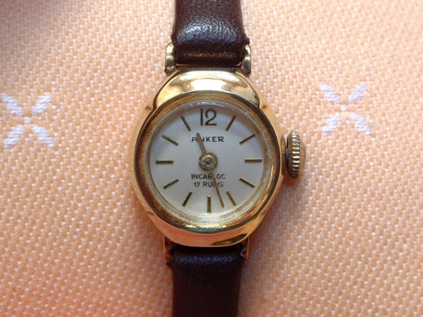 Anker Damen Armbanduhr - 17 Rubis - INCABLOC - 14 Kt. Gold - 585 - second hand !