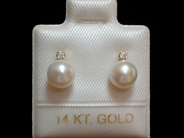 Exclusive Perlen & Diamant Ohrstecker - weiss - 6 mm - 14 Kt. Gold - 585 - TOP !