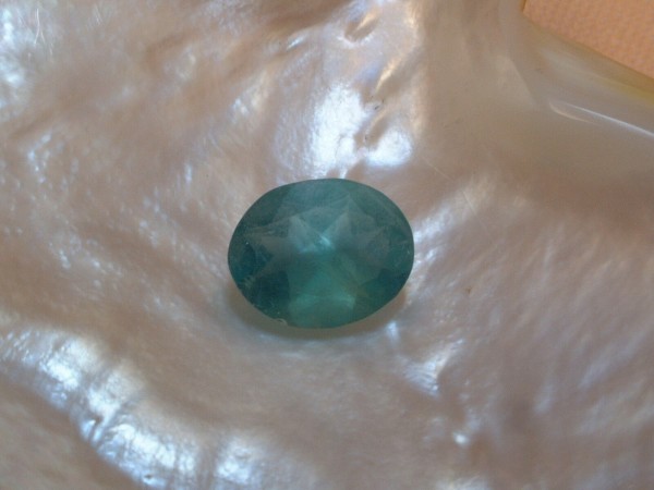 Apatit - grün transparent - ca. 13 x 10 mm - Oval Schliff - ca. 5 ct. - EDEL